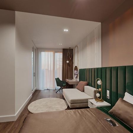 Kostjukowski Apartments Avalon Lviv Eksteriør bilde