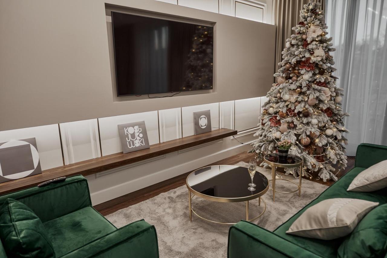 Kostjukowski Apartments Avalon Lviv Eksteriør bilde