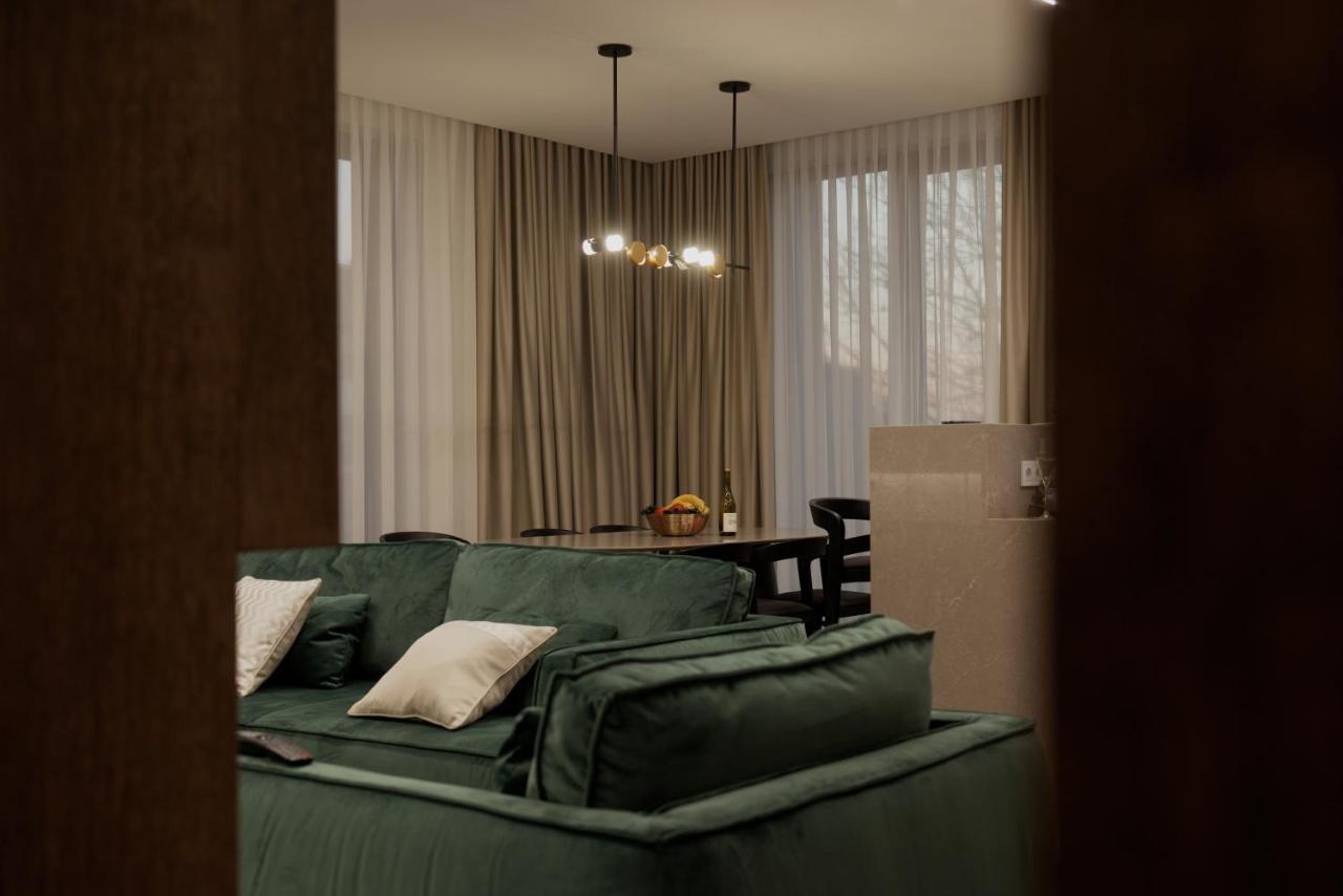 Kostjukowski Apartments Avalon Lviv Eksteriør bilde