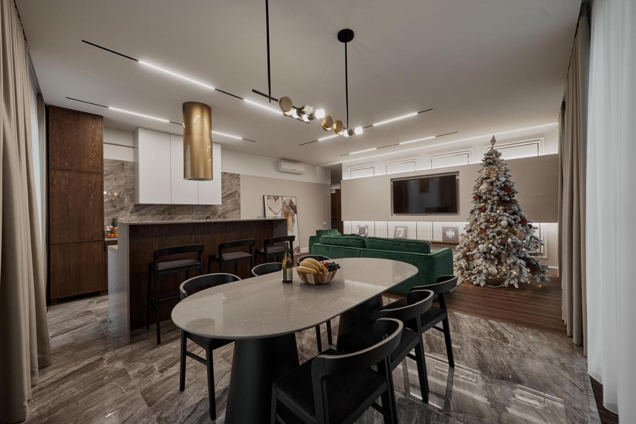 Kostjukowski Apartments Avalon Lviv Eksteriør bilde