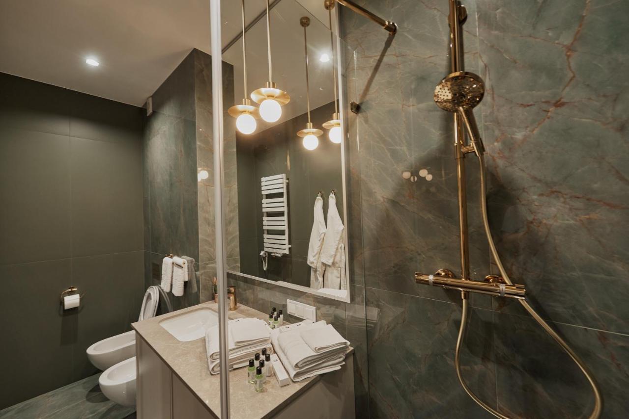 Kostjukowski Apartments Avalon Lviv Eksteriør bilde