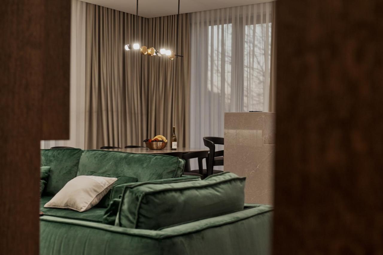 Kostjukowski Apartments Avalon Lviv Eksteriør bilde